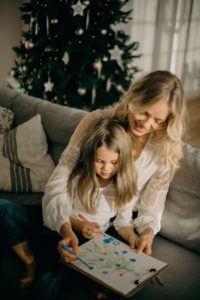single mom how to be happy daughter Photo by cottonbro from Pexels (1) single mom how to be happy daughter Photo by cottonbro from Pexels (1)